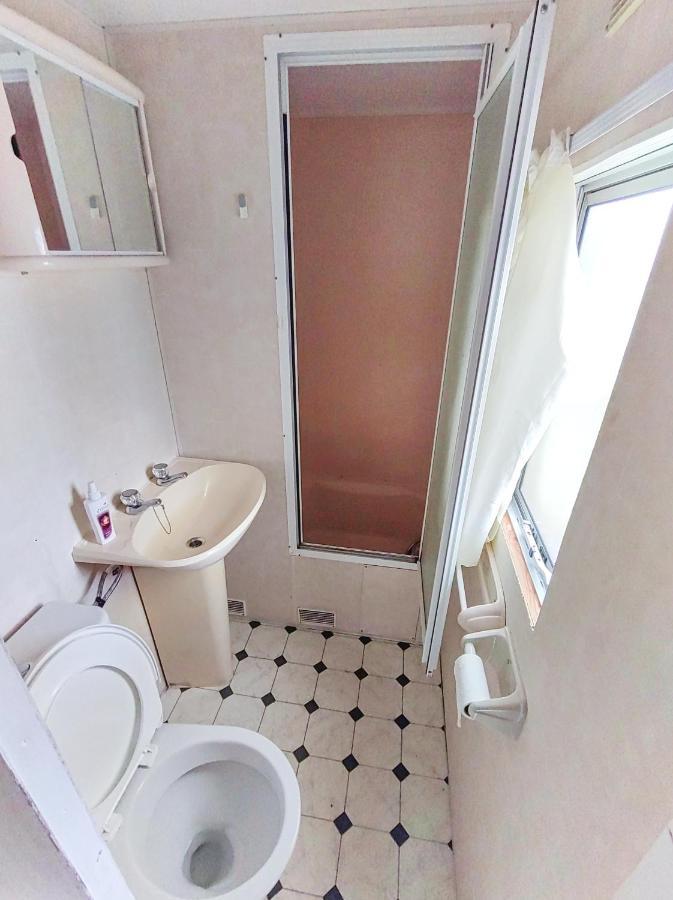 Hotel Mobilni Dum U Goldy Česká Skalice Esterno foto